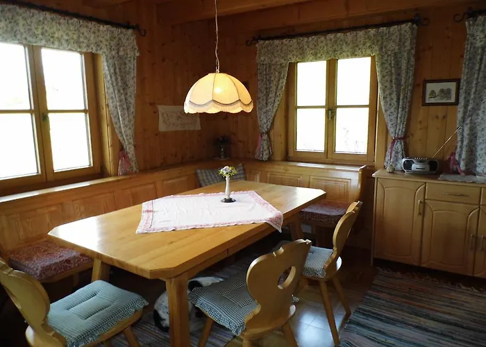 Farm stay Biohof Schwanser Steinbach am Attersee